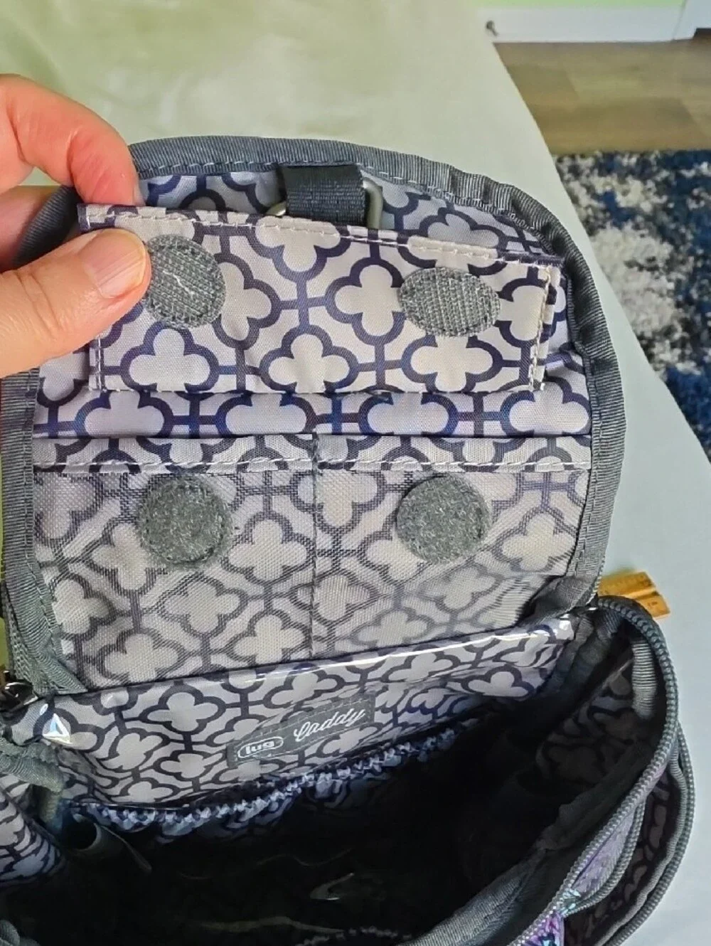 lug Purple Butterfly Caddy